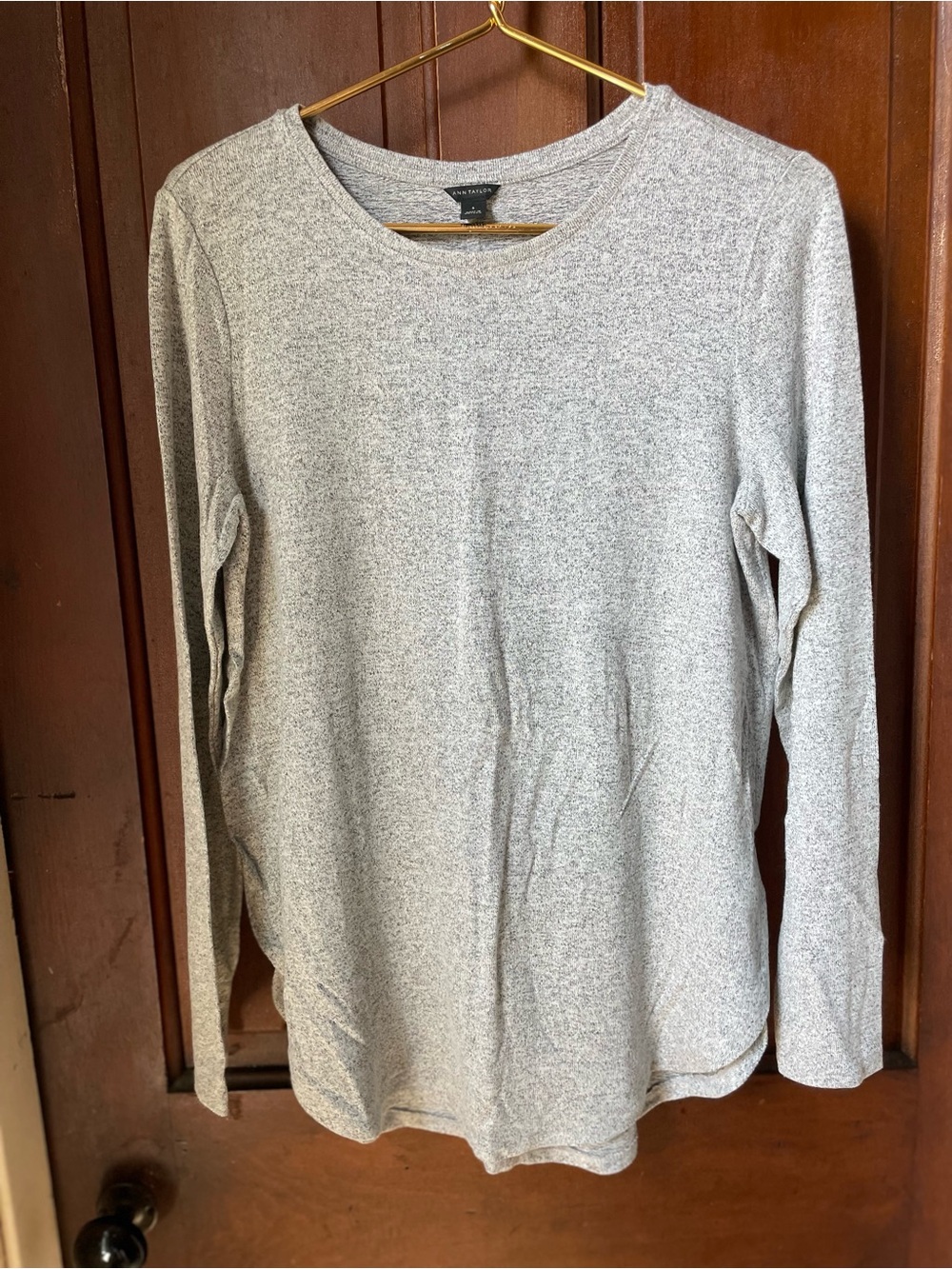 Ann Taylor women's small long sleeve gray top